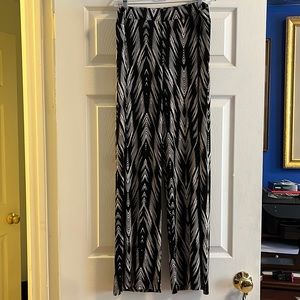 Black and white palazzo pants